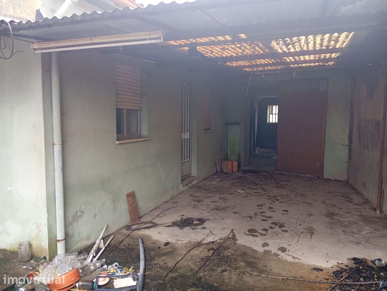Moradia térrea para restauro em Avenal, Ul, Oliveira de Azeméis - Grande imagem: 2/8