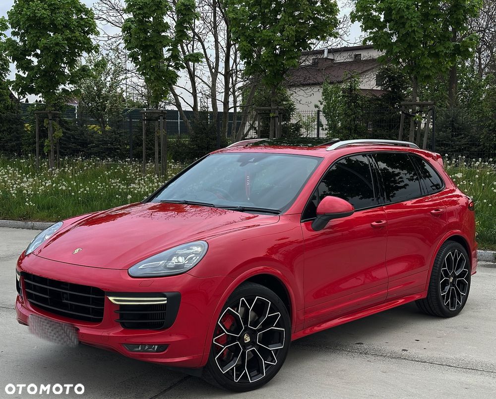 Porsche Cayenne GTS - 1