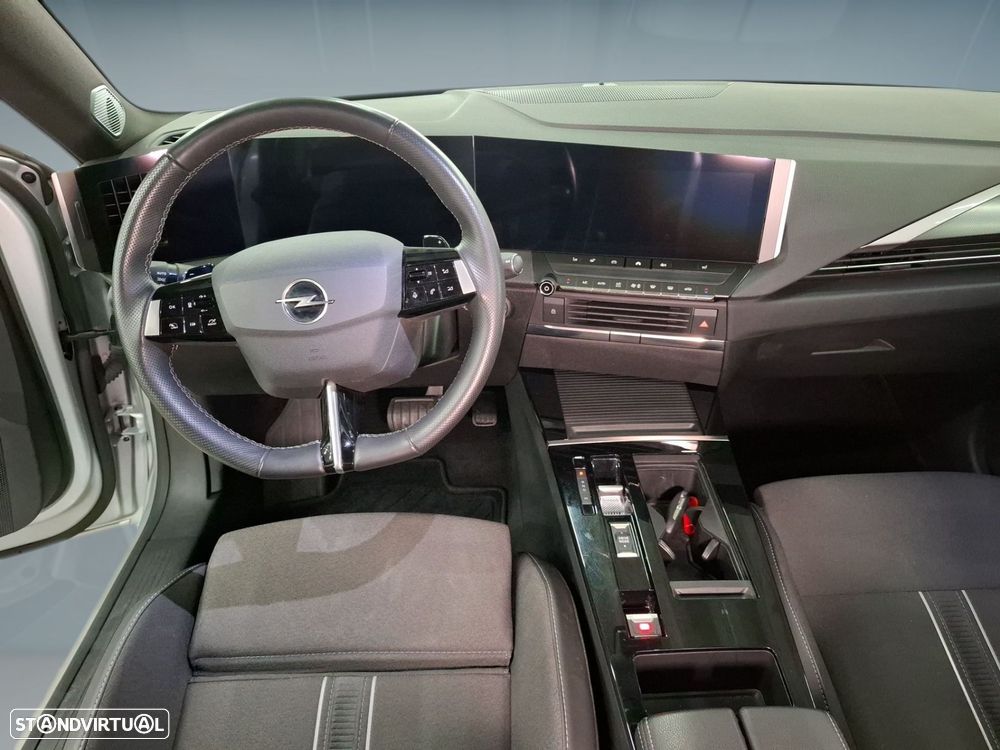 Opel Astra 1.2 T GS Aut. - 12