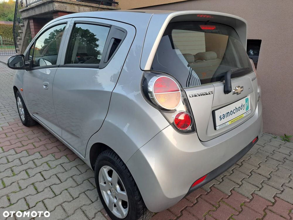 Chevrolet Spark - 4