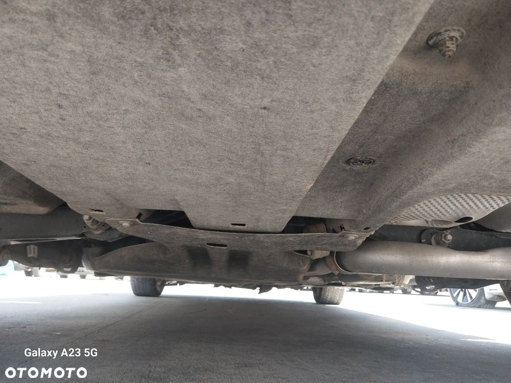 Chrysler Pacifica - 17