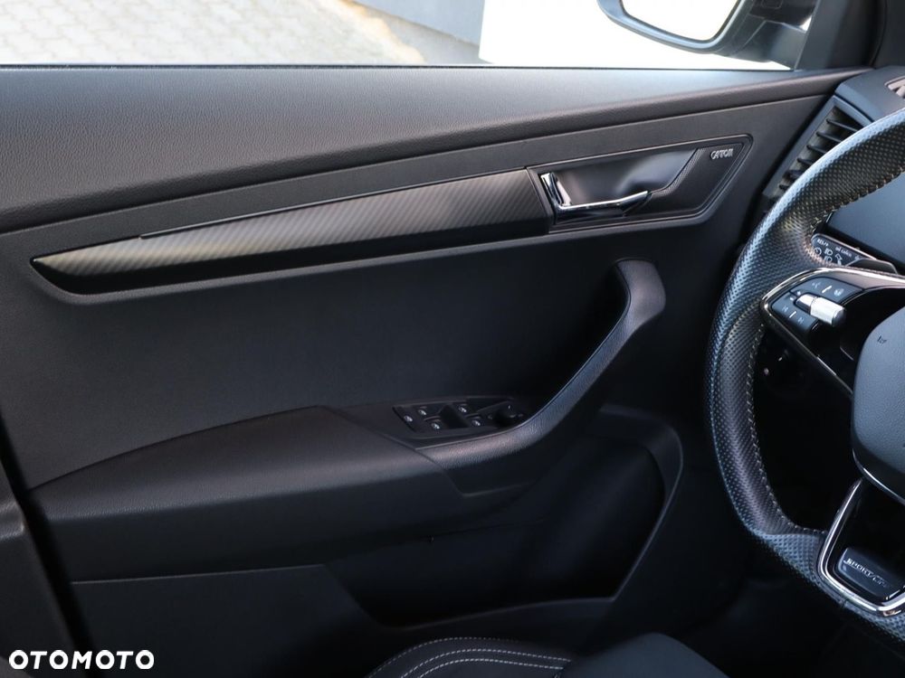Skoda Karoq 1.5 TSI ACT Sportline DSG - 14