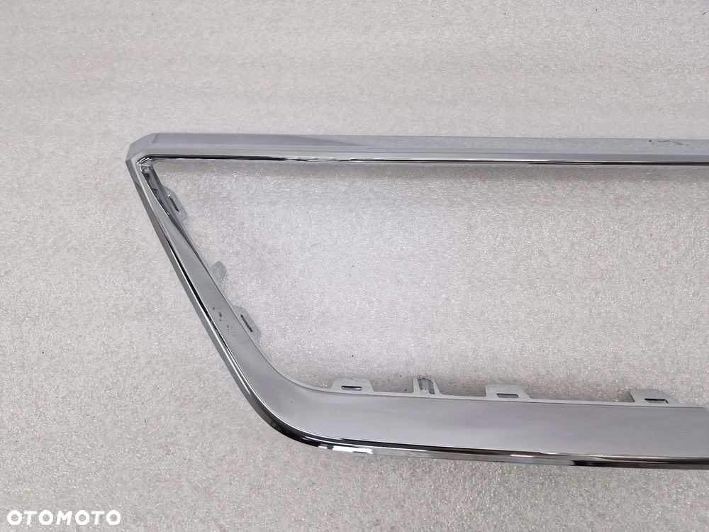 SEAT IBIZA V 5 6F0 16- CHROM / RAMKA ATRAPY / GRILLA PRZEDNIEGO PRZÓD , NR 6F0854643B , NR AUKCJI GL440 - 2
