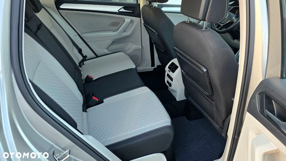 Volkswagen Tiguan 1.5 TSI OPF DSG URBAN SPORT - 13