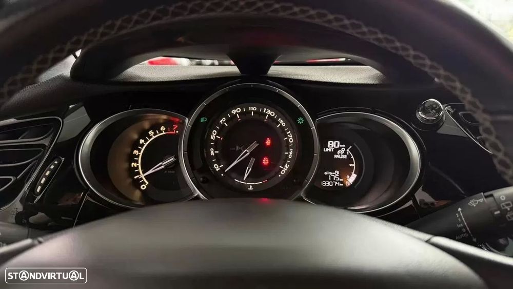 DS DS3 PureTech 110 Start & Stop So Paris - 17