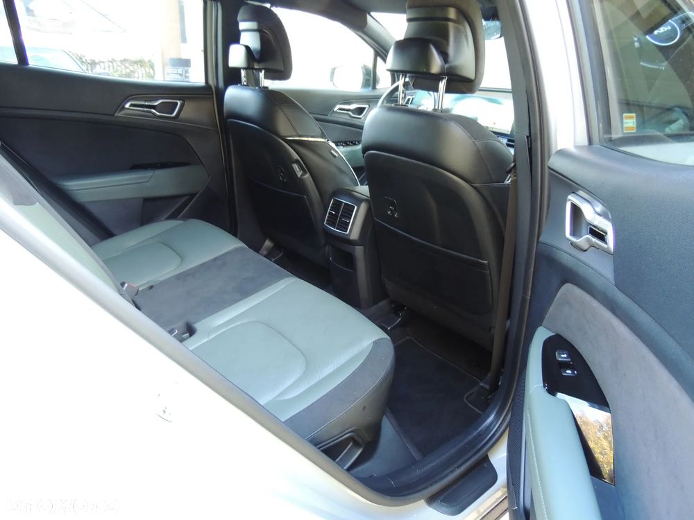 Kia Sportage 1.6 T-GDI Business Line 2WD - 18