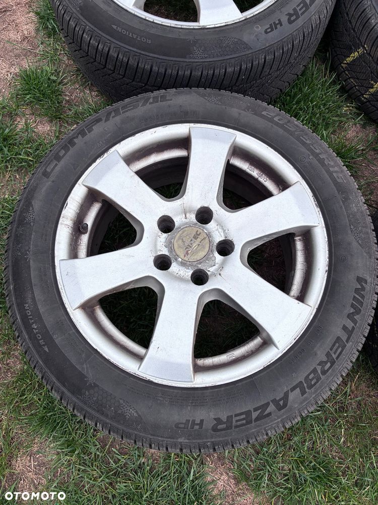 Alufelgi z oponami zimowymi 205/55 R16 - 3