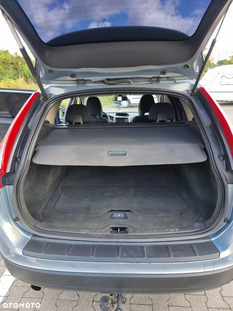 Volvo XC 60 D4 Ocean Race - 13