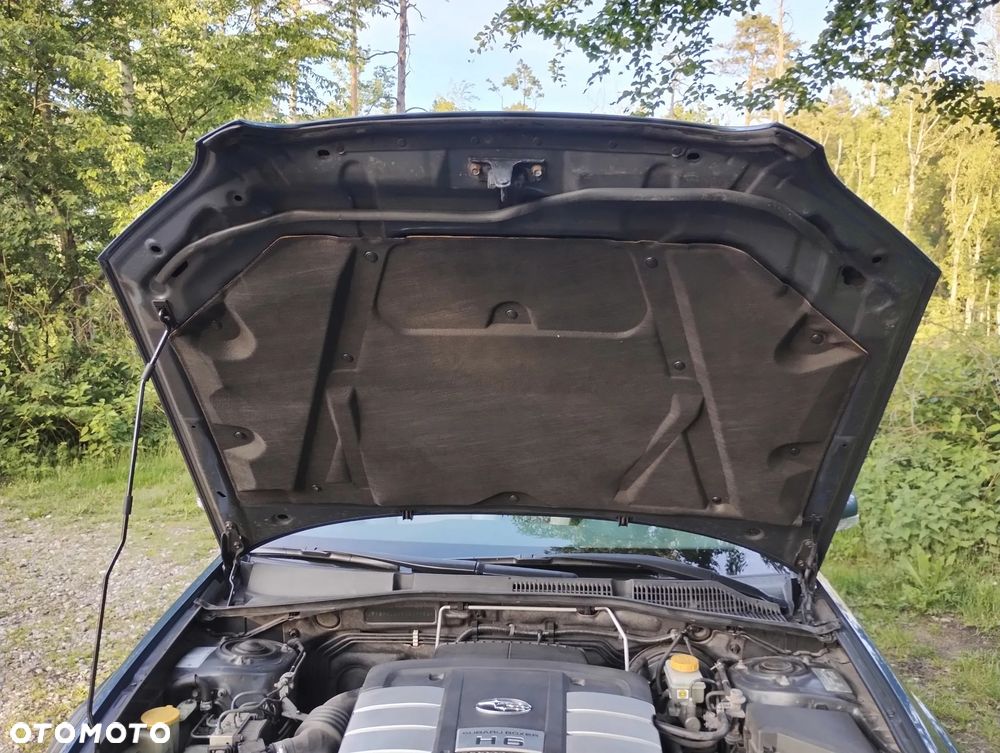 Subaru Outback 3.0 H6 - 13