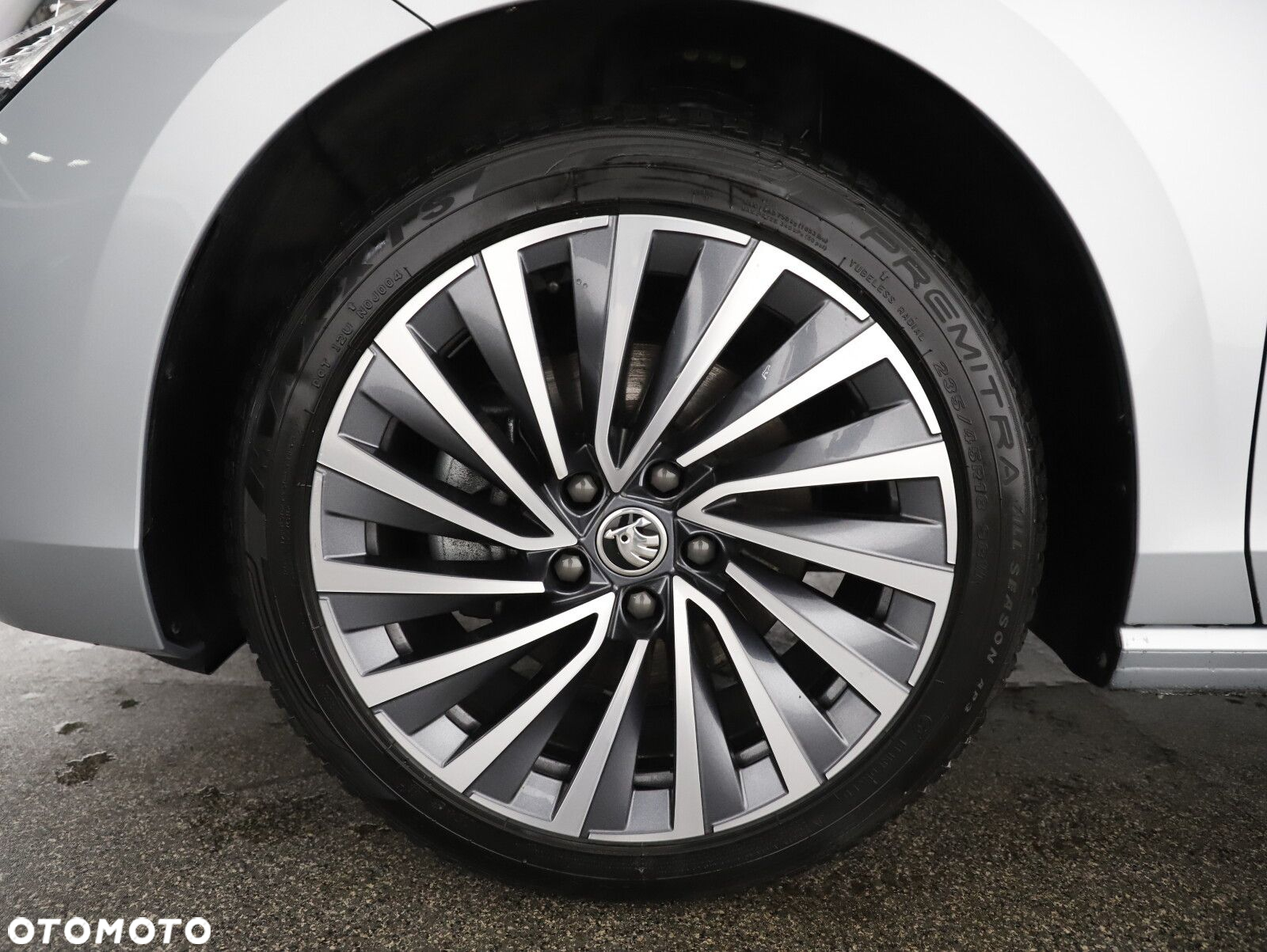 Skoda Superb 1.5 TSI L&K DSG - 31
