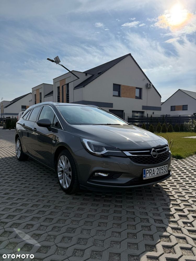 Opel Astra 1.6 CDTI Dynamic S&S - 2