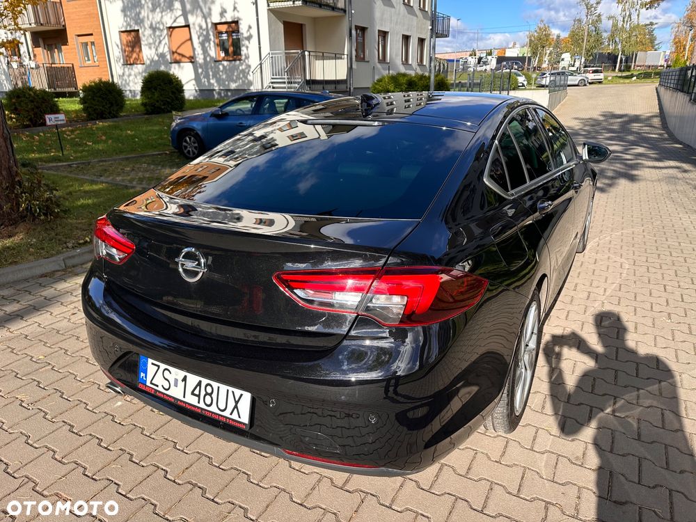 Opel Insignia - 11