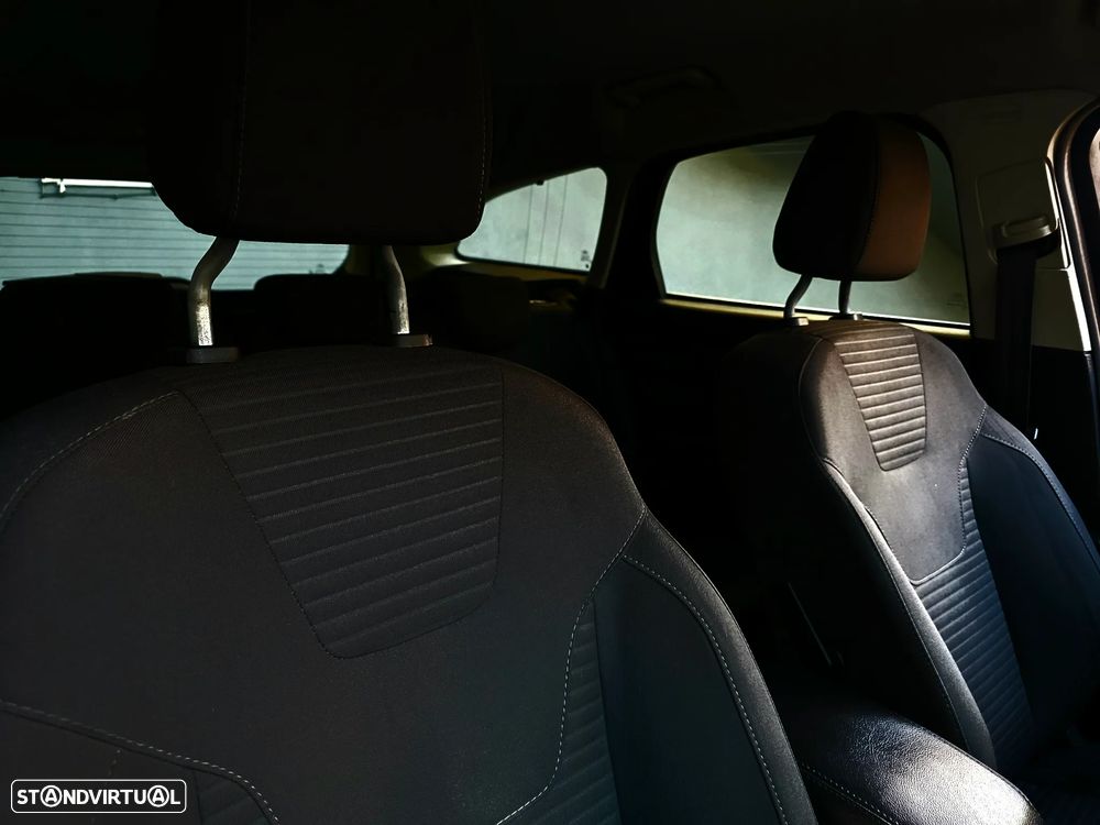 Ford Focus SW 1.5 TDCi Titanium - 51