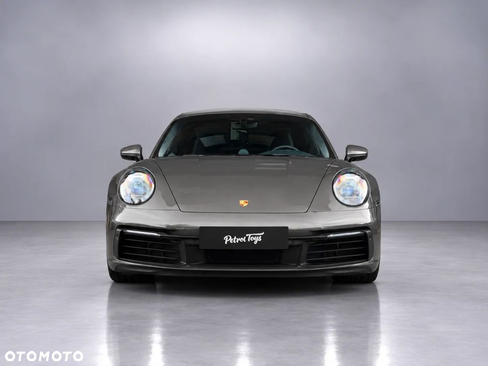 Porsche 911 Carrera 4S - 4