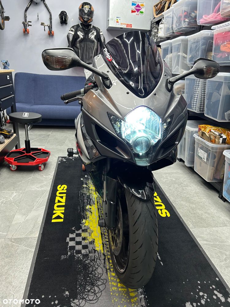 Suzuki GSX-R - 3