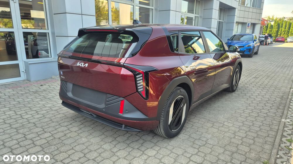 Kia EV4 81.4kWh Earth - 5