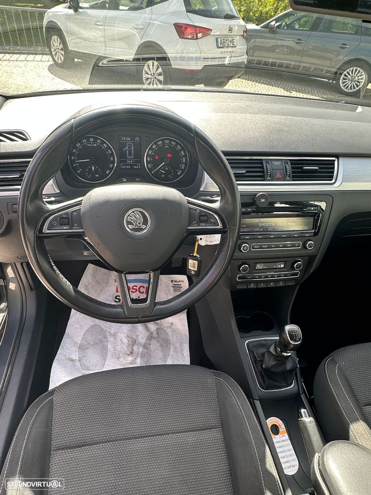 Skoda Rapid Spaceback 1.6 TDi Elegance - 14