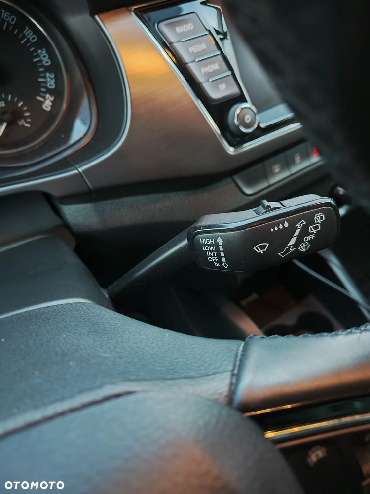 Skoda Fabia 1.0 MPI Clever - 23