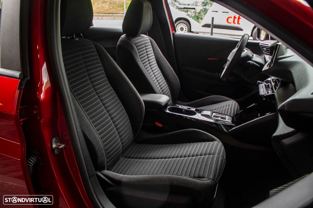 Peugeot e-208 Active Pack - 27