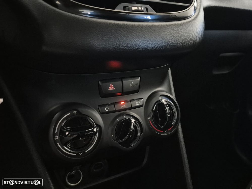 Peugeot 208 82 VTI Style - 11