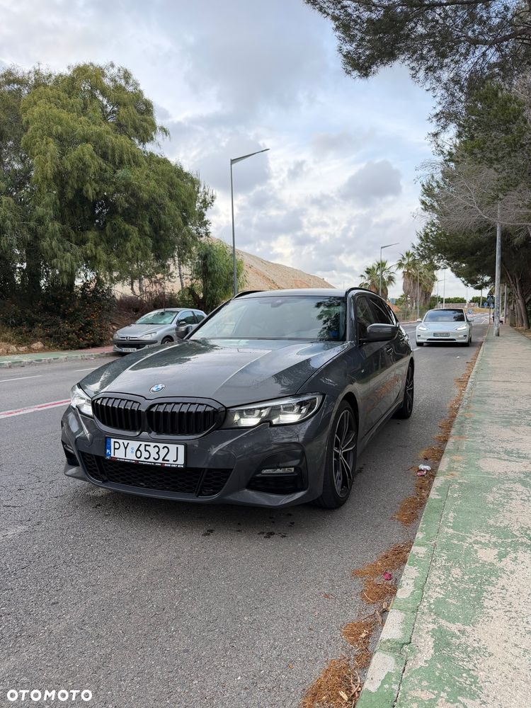 BMW Seria 3 320d xDrive MHEV M Sport sport - 1