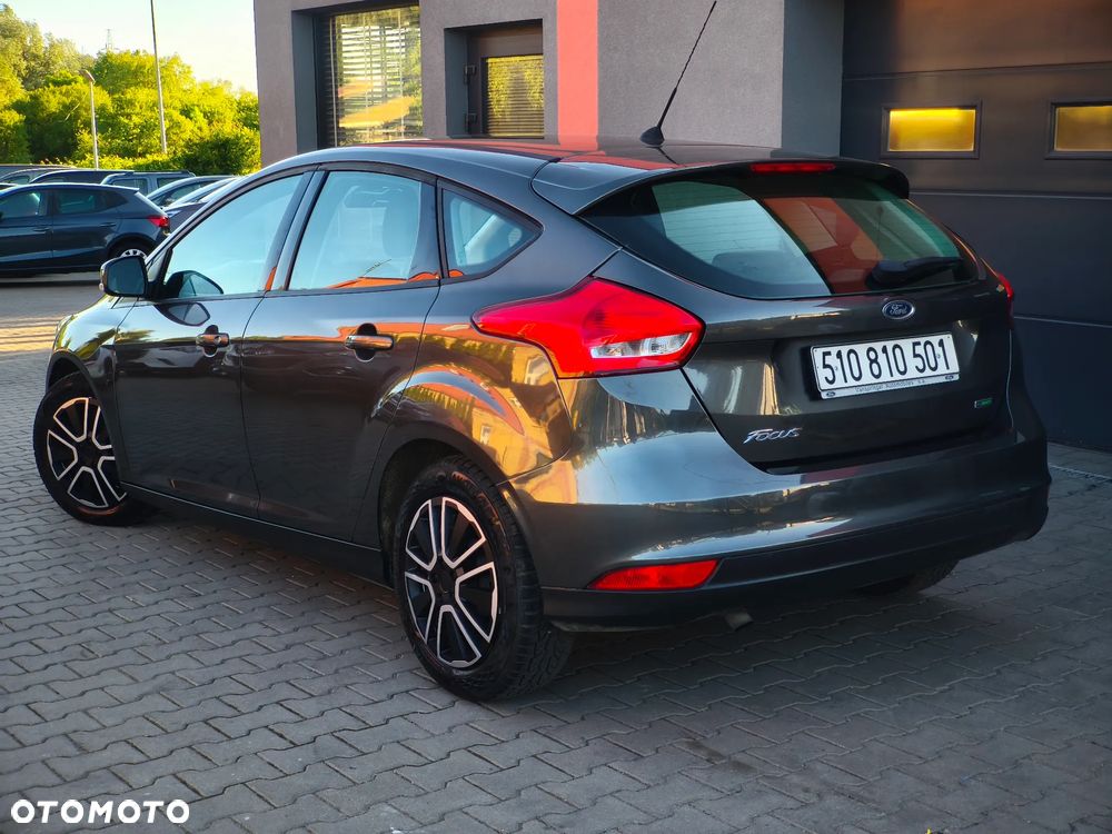 Ford Focus 1.0 EcoBoost Titanium ASS - 3