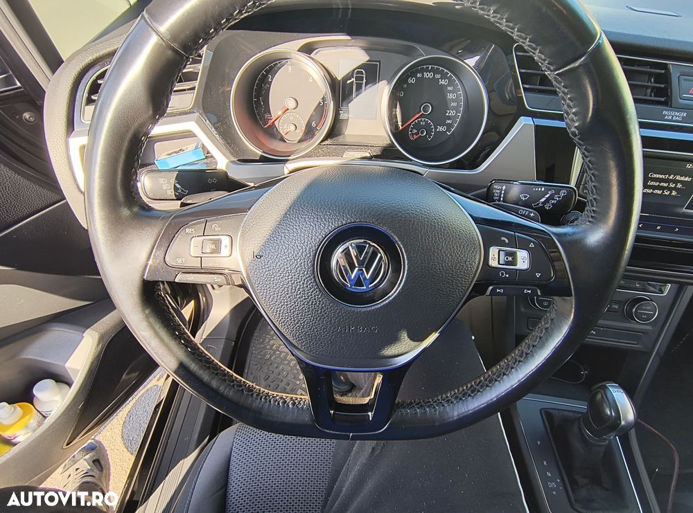 Volkswagen Touran 1.6 TDI SCR (BlueMotion Technology) DSG Comfortline - 13