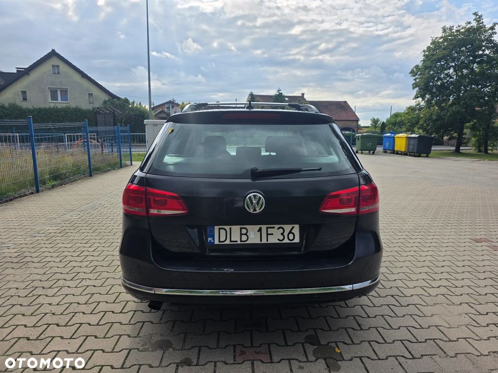 Volkswagen Passat 1.6 TDI Comfortline - 8