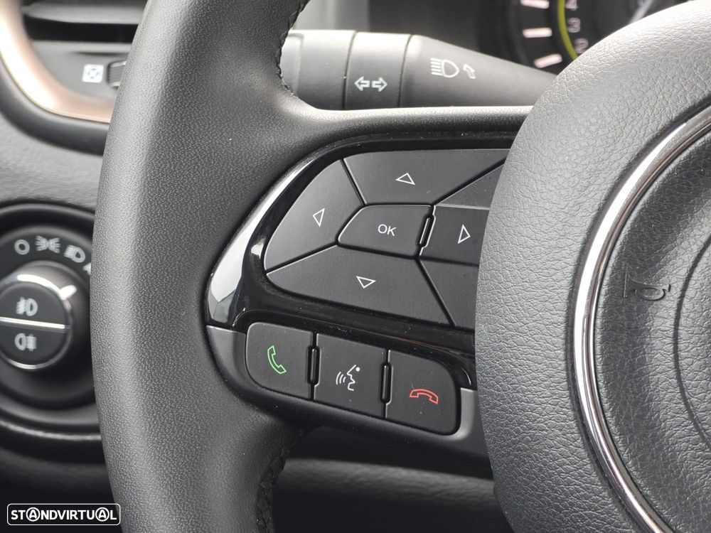 Jeep Renegade 1.3 TG Upland - 22