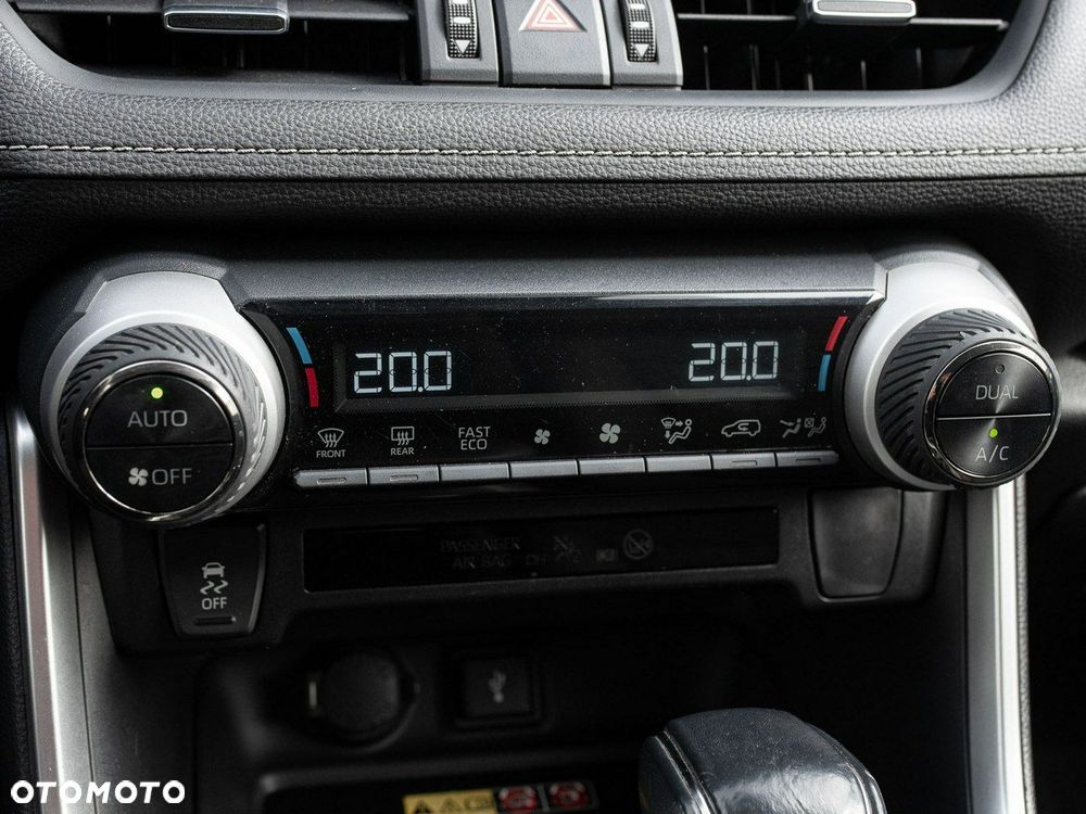 Toyota RAV4 - 18