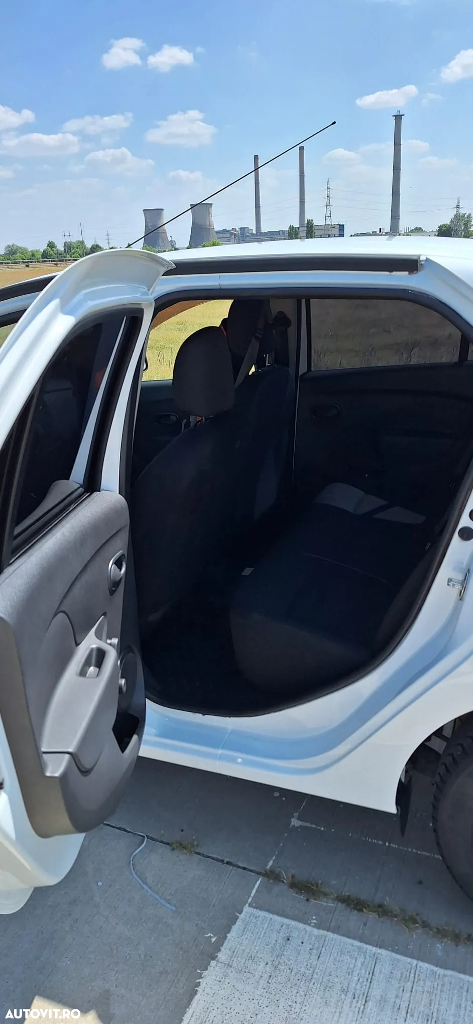 Dacia Logan 1.0 SCe Ambiance - 7