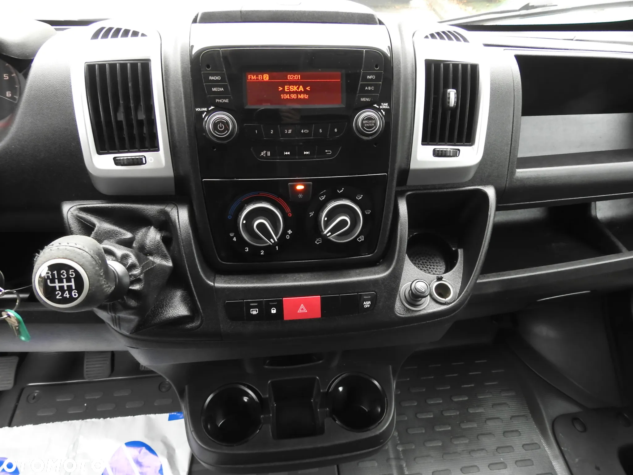 Fiat DUCATO PLANDEKA WINDA 8 PALET WEBASTO KLIMATYZACJA TEMPOMAT PNEUMATYKA 180KM [ 1781 ] - 37