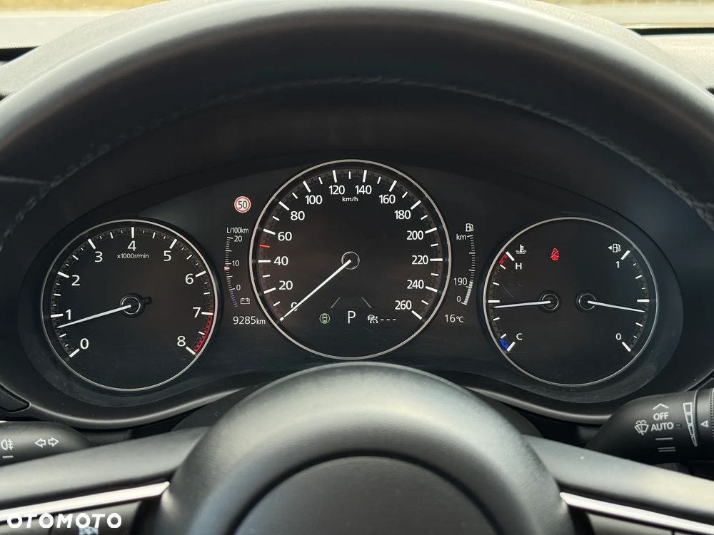 Mazda 3 - 8