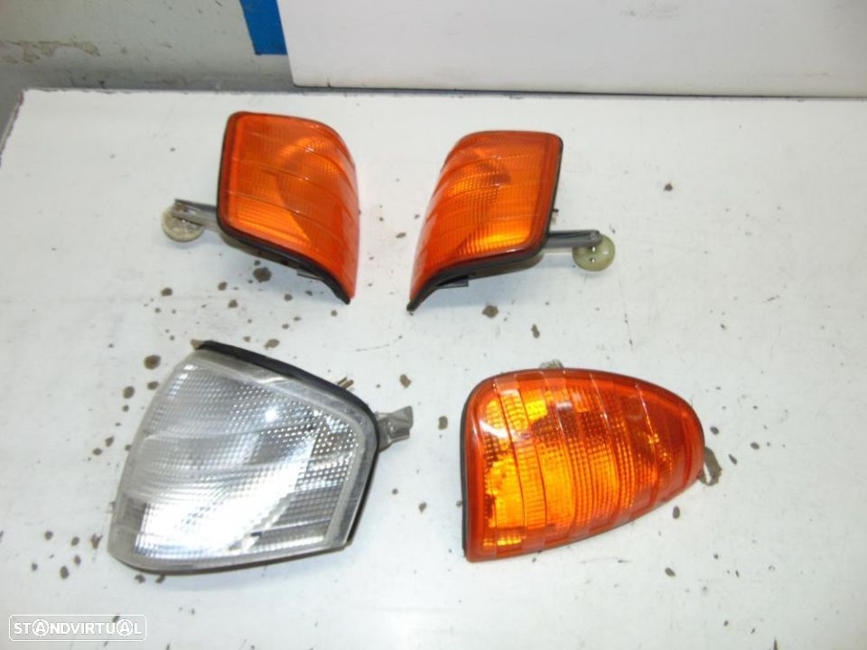 Mercedes antigos piscas - 1