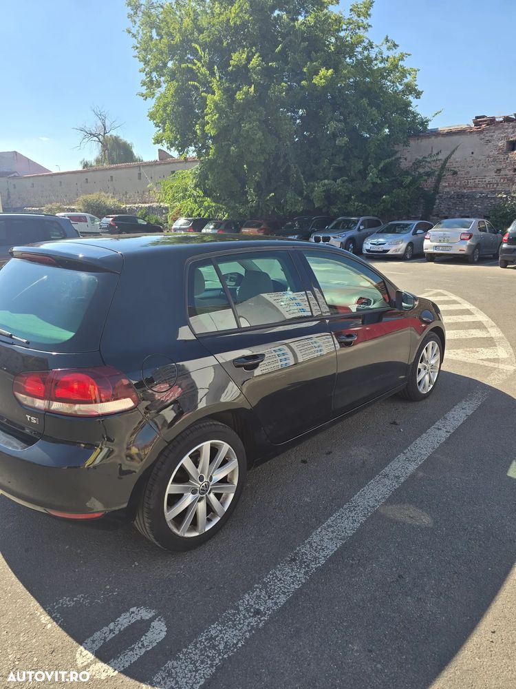 Volkswagen Golf - 11