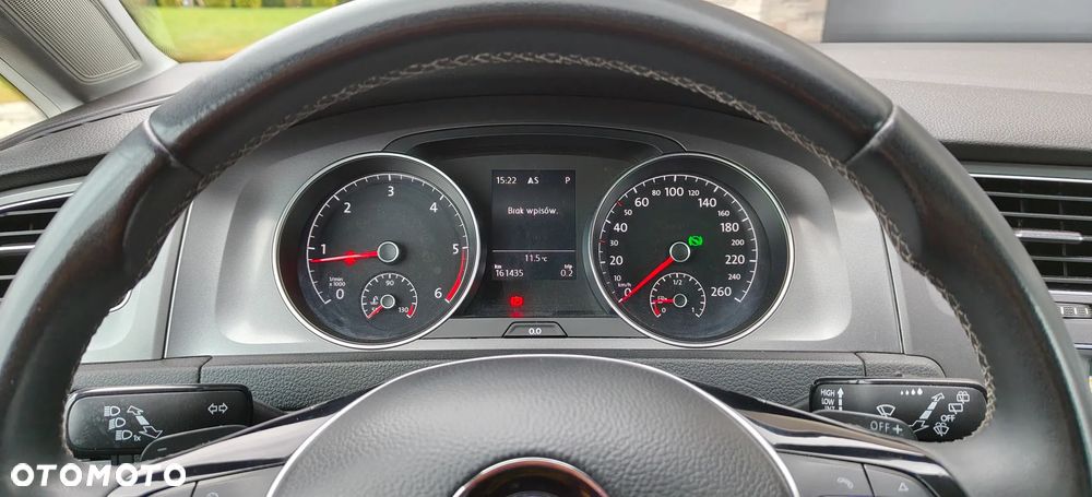 Volkswagen Golf 1.6 TDI BlueMotion Technology DSG Lounge - 22