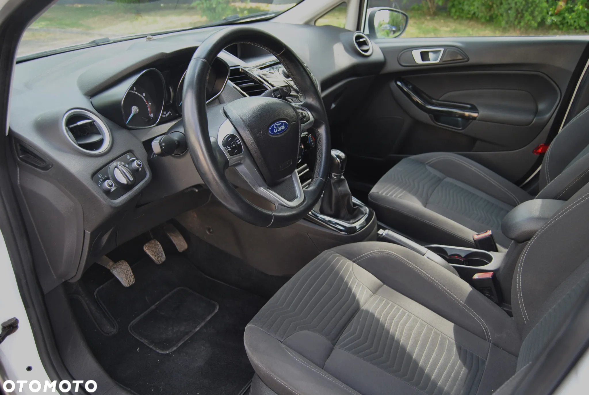 Ford Fiesta 1.0 EcoBoost Start-Stop Titanium - 5
