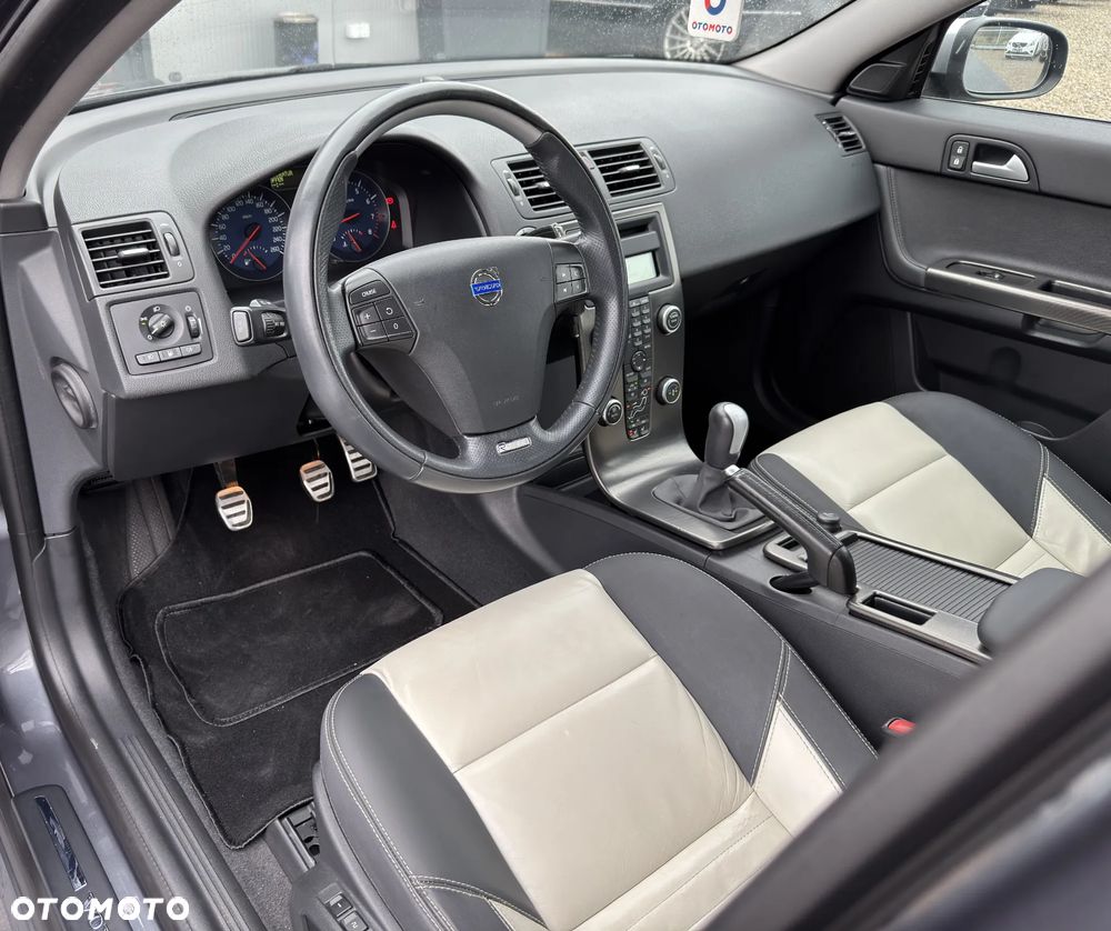 Volvo V50 T5 R-Design Summum - 14