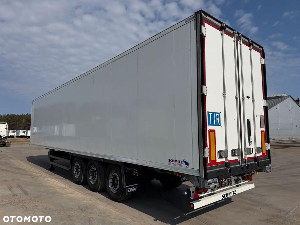 Schmitz Cargobull Chłodnia Hakówka Thermo King SLXi300 2017 rok - 4