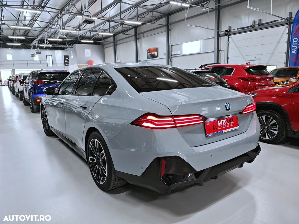 BMW Seria 5 520i AT MHEV - 5