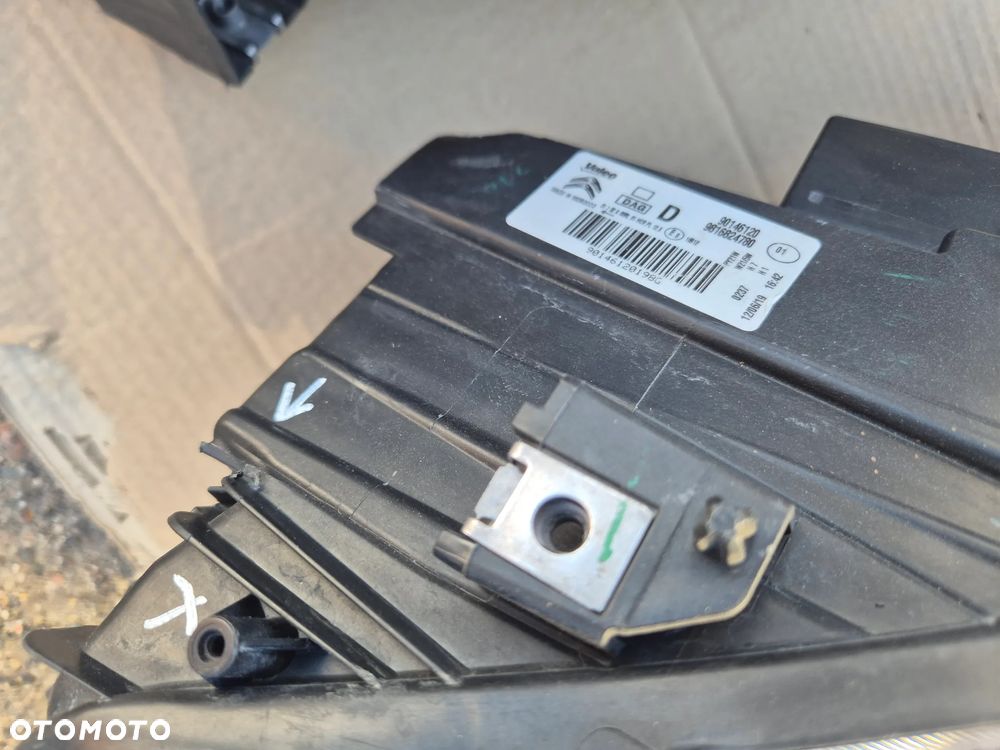Citroen Berlingo 3 lampa prawa i lewa.Komplet.Valeo. 2018- - 6