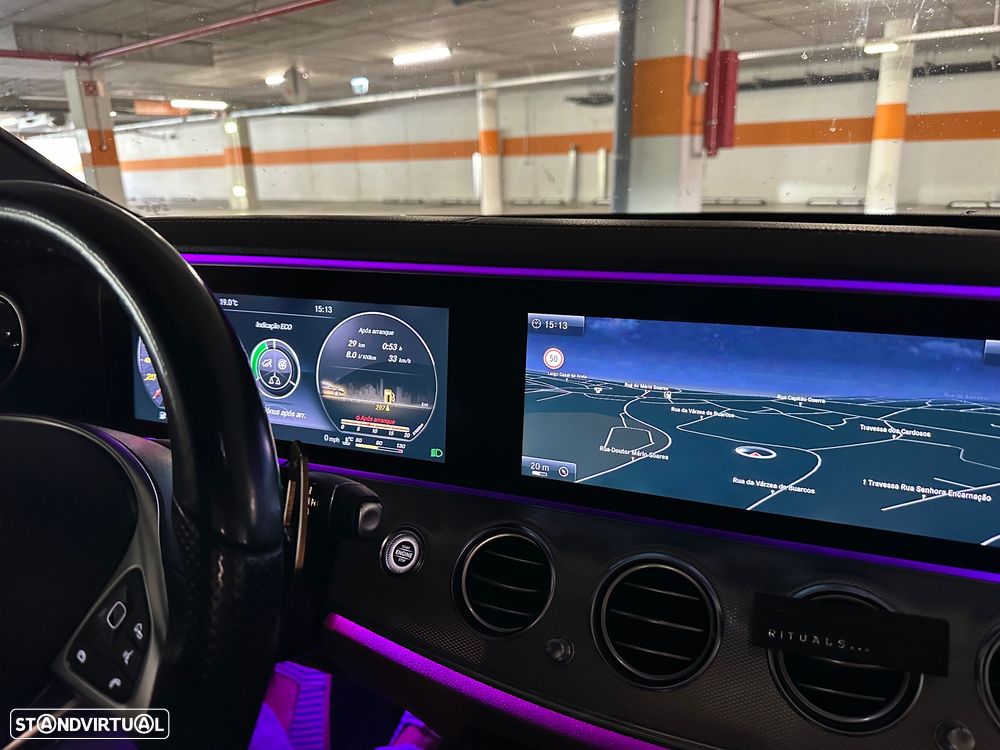 Mercedes-Benz E 220 d AMG designo - 17