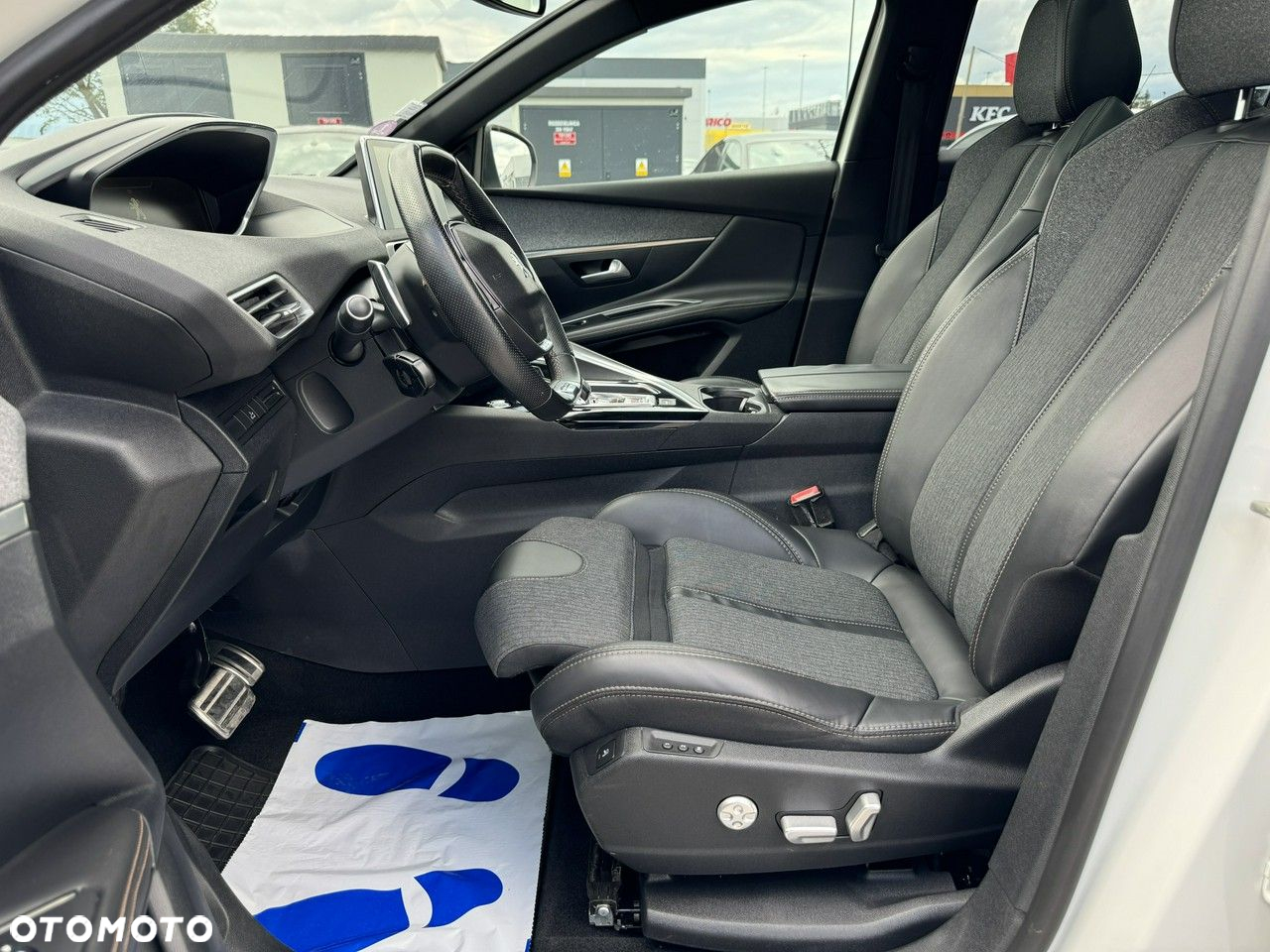 Peugeot 3008 PureTech 130 Stop & Start GPF EAT8 GT - 18