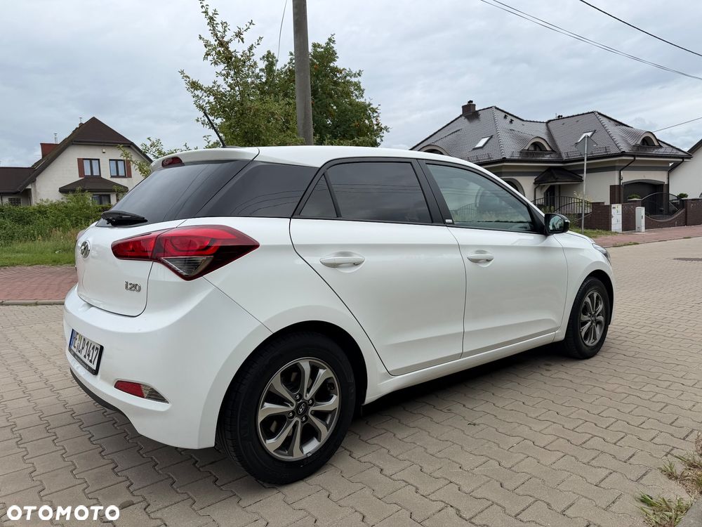 Hyundai i20 1.25 Wersja Jubileuszowa - 16
