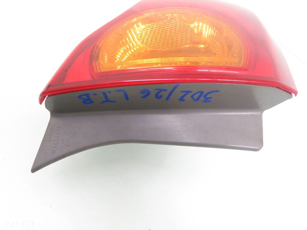 LAMPA LEWA TYLNA TOYOTA COROLLA E12 SEDAN - 2