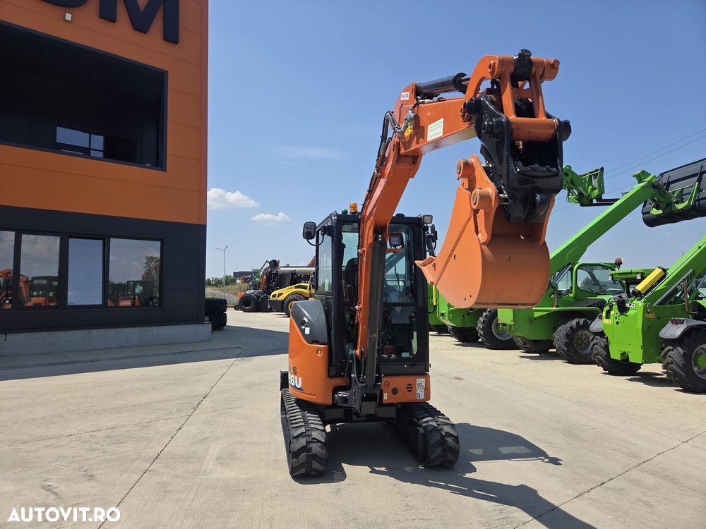 Hitachi ZX26U-6, 2,7tone, 2025, 995h, CUPLA RAPIDA HIDRAULICA+3 CUPE NOI, inst picon pe brate, senile cauciuc 90% ok, latime 1,5m, adancime sapare 3m, ridica 1,7tone, posibilitate leasing 4 ani, CA NOU-PROMOTIE 31.900 EUR+Tva - 6