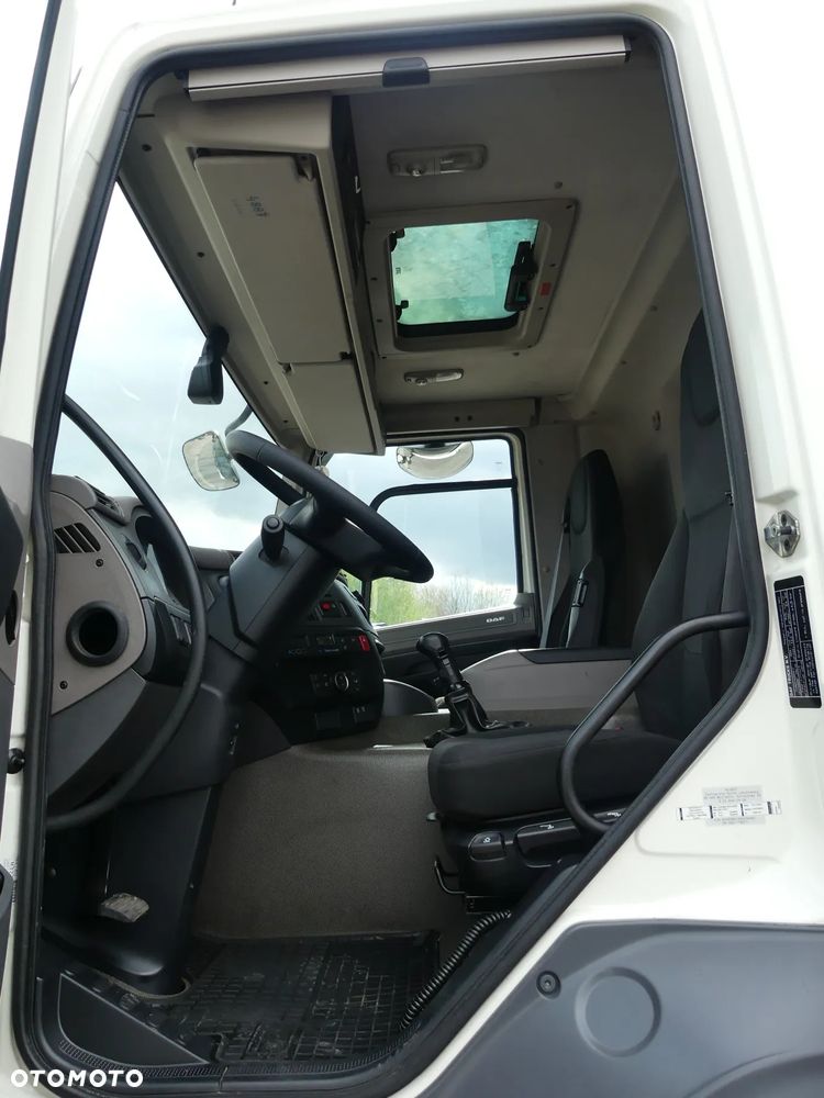 DAF CF 370 / 6x2 / CHŁODNIA 8.25 + WINDA / EURO 6 / 330 TYS KM / - 18