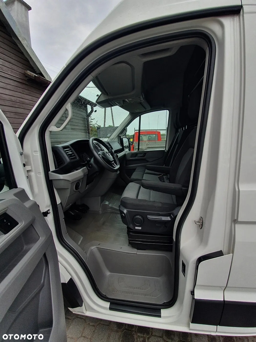 Volkswagen CRAFTER - 12