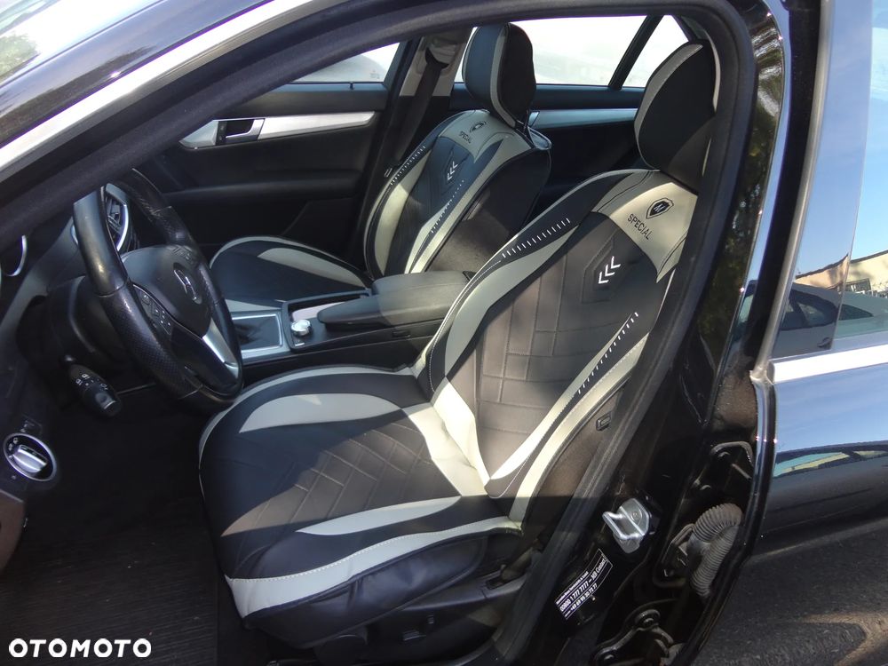 Mercedes-Benz Klasa C 180 BlueEFFICIENCY Avantgarde - 28