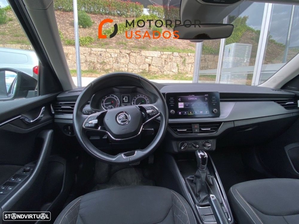 Skoda Kamiq 1.0 TSI DSG - 8